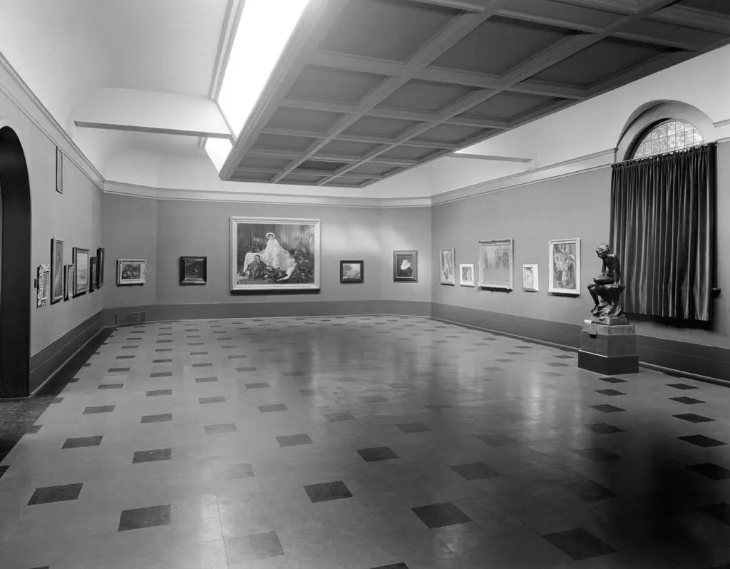 A black-and-white photograph of the inaugural exhibition at the Vancouver Art Gallery.