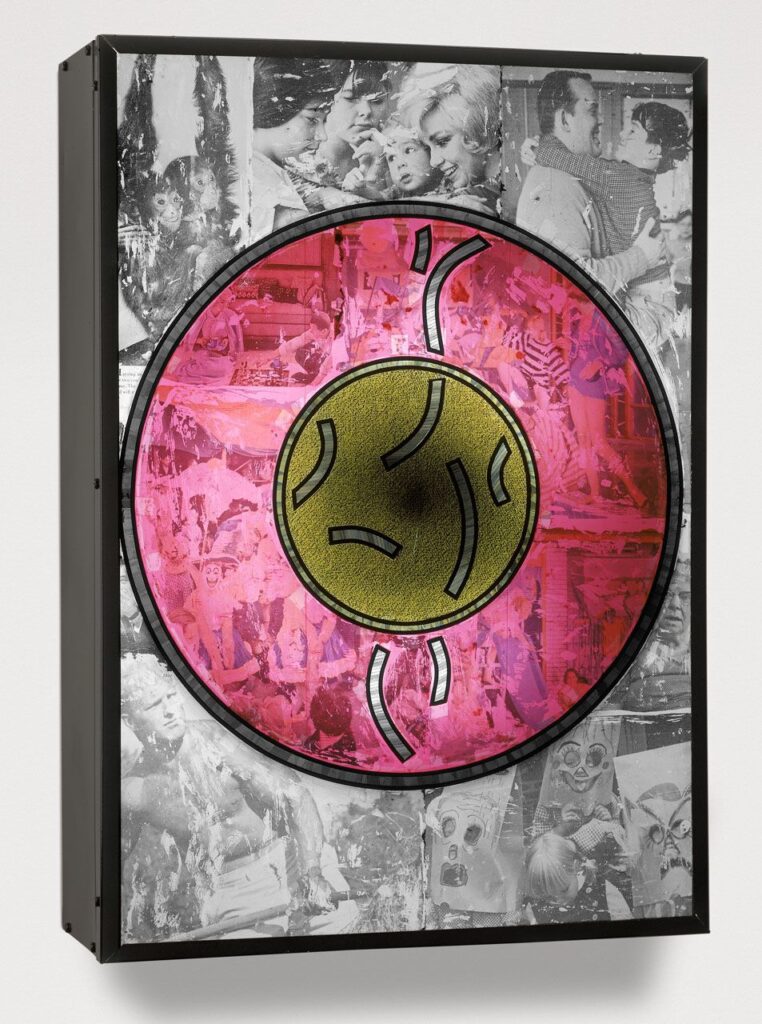 A lightbox with a pink circle on black and white images.